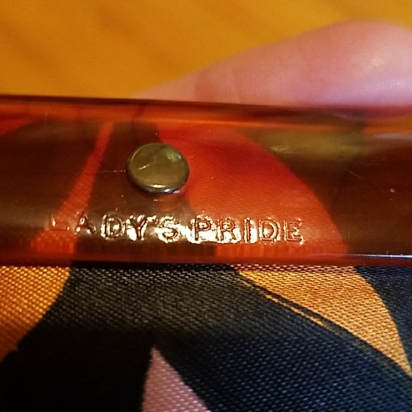 Colorful Vintage Handbag - Picture 2 of 6